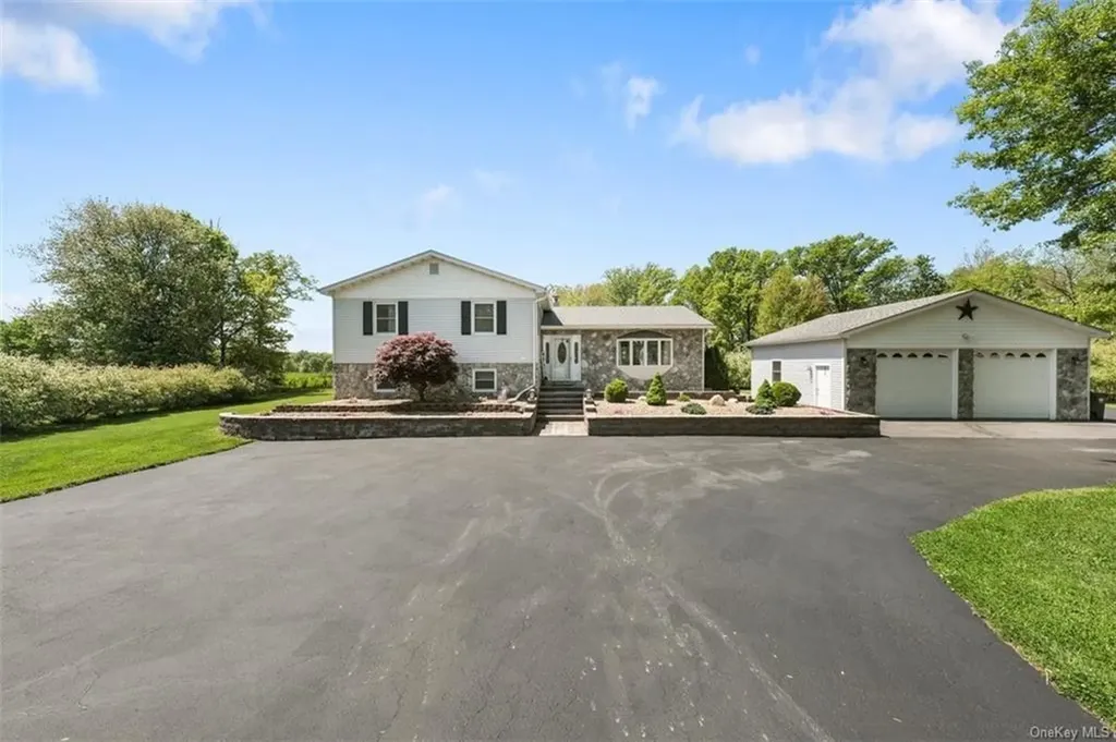 197 Hill Avenue Montgomery NY 12549