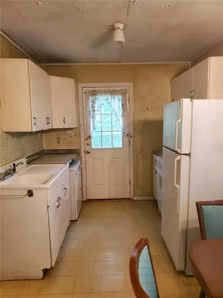 37 Styvestandt Drive Poughkeepsie NY 12601