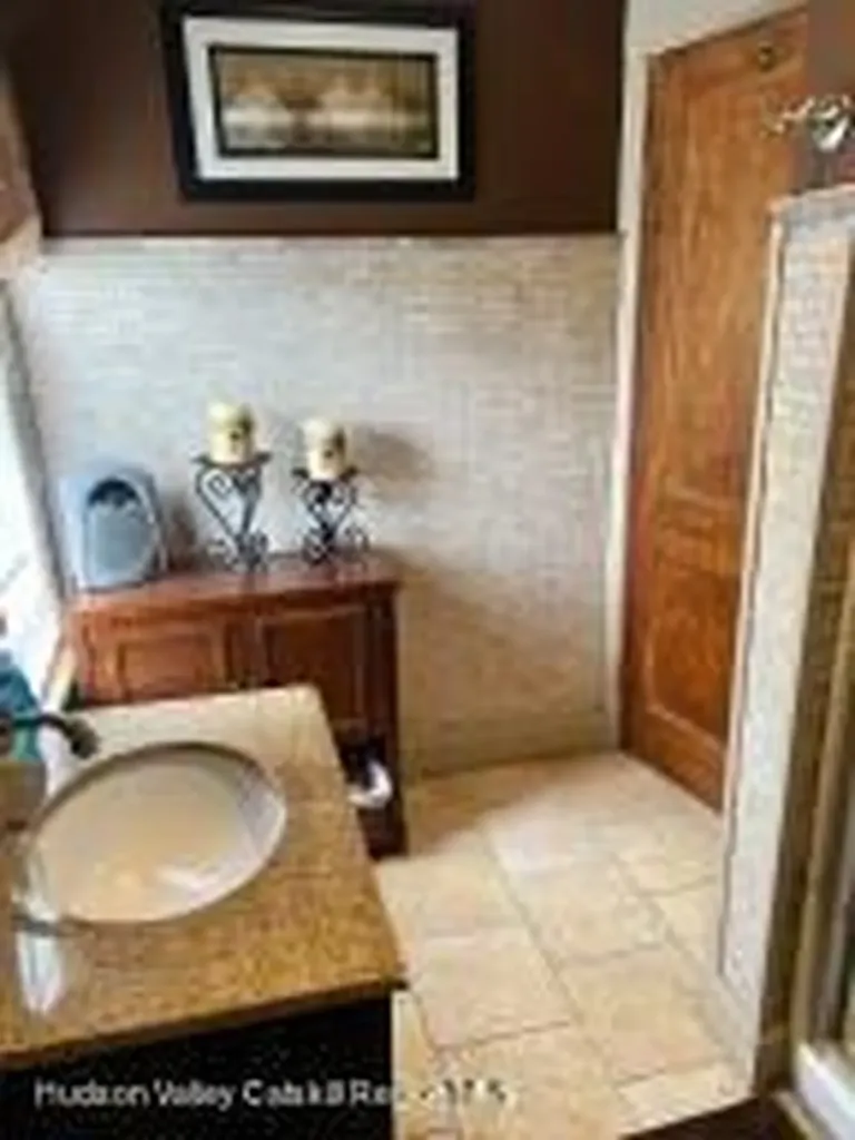 182 N Manor Avenue Kingston NY 12401