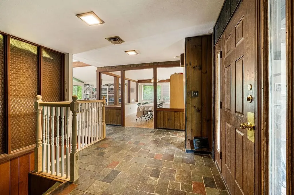 22 Halley Drive Pomona NY 10970