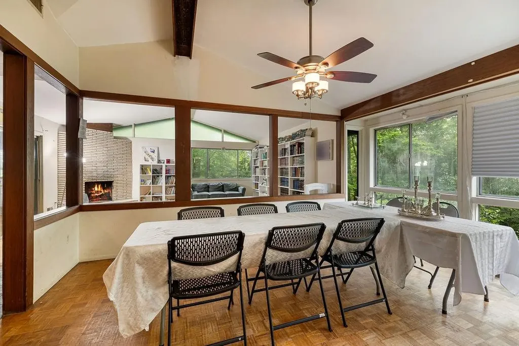 22 Halley Drive Pomona NY 10970
