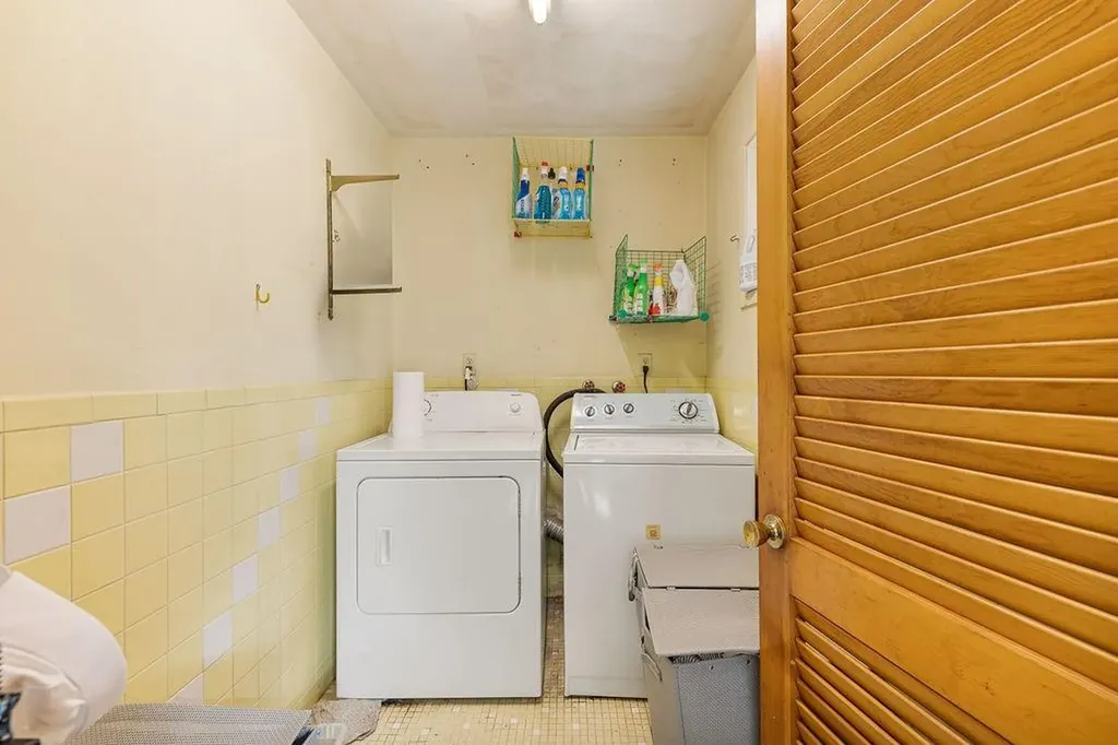 22 Halley Drive Pomona NY 10970