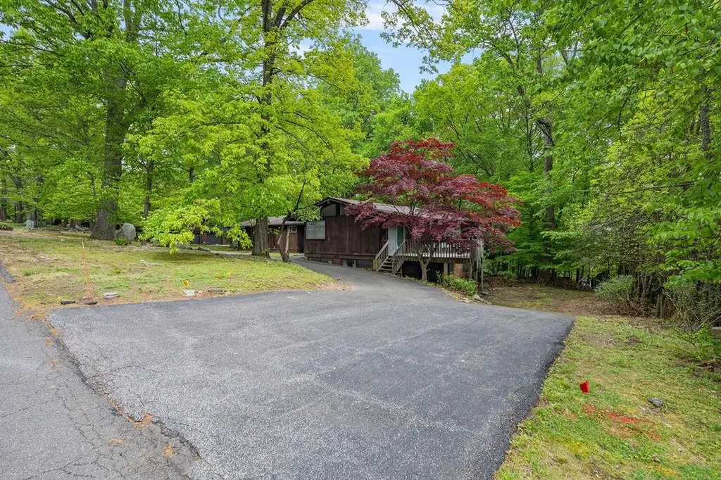 22 Halley Drive Pomona NY 10970