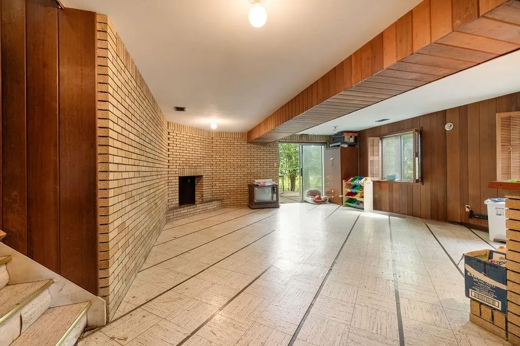 22 Halley Drive Pomona NY 10970