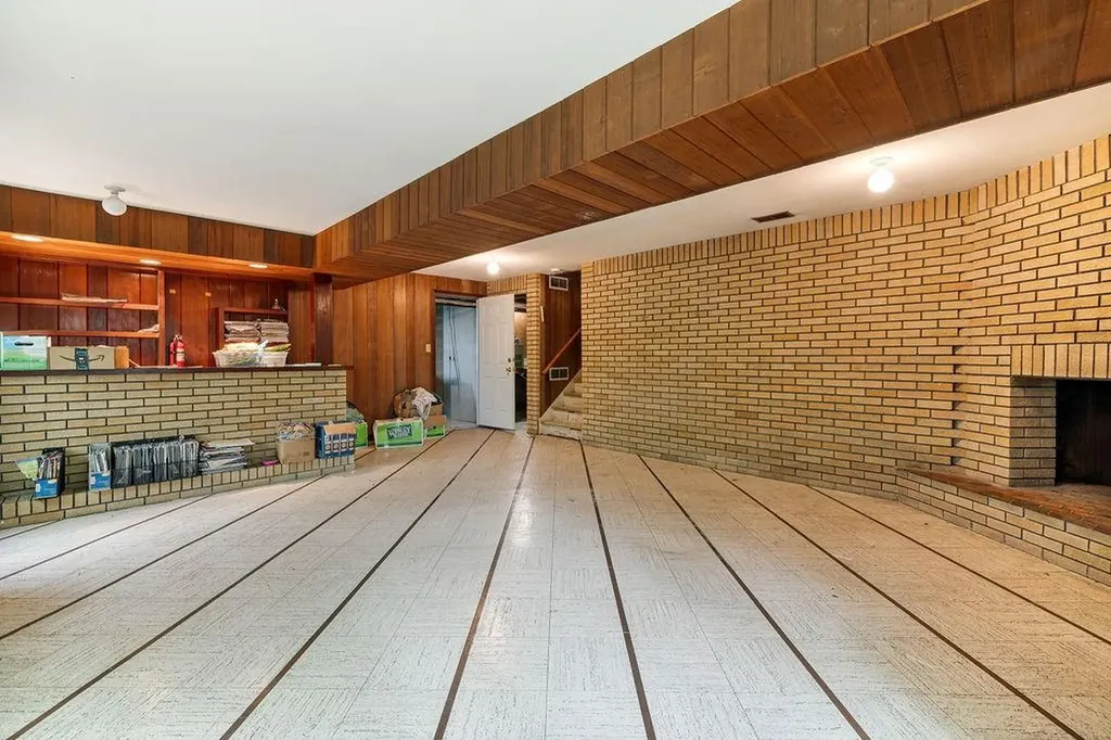 22 Halley Drive Pomona NY 10970