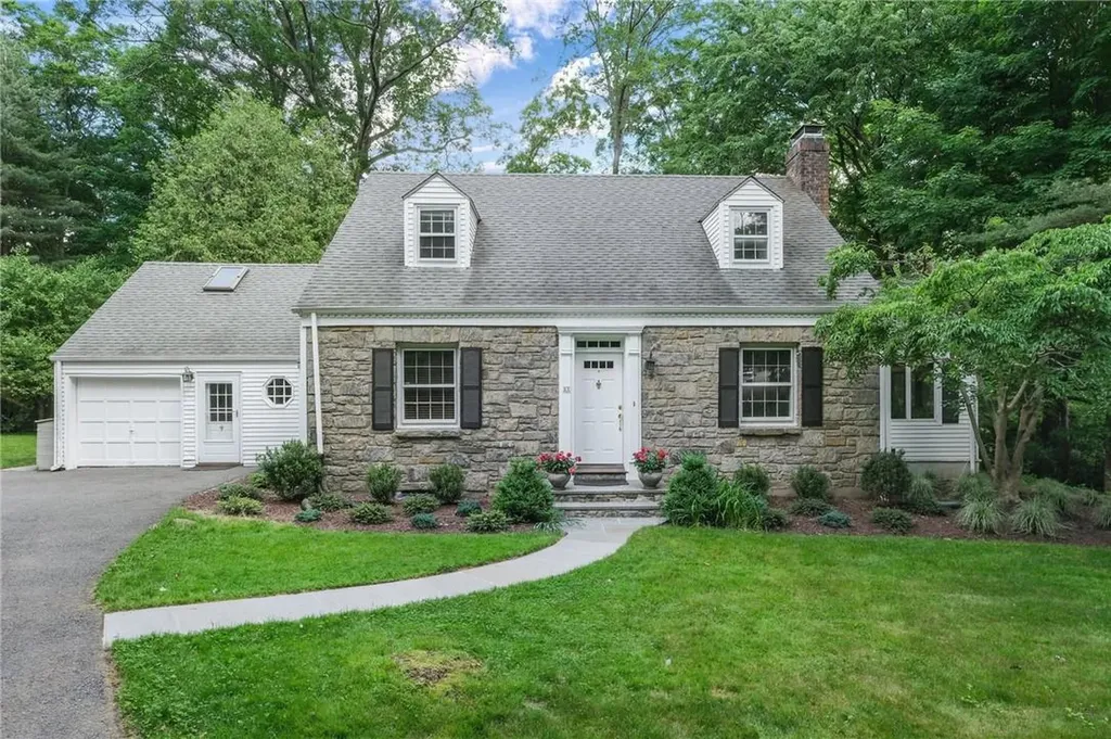 35 Winthrop Road Chappaqua NY 10514