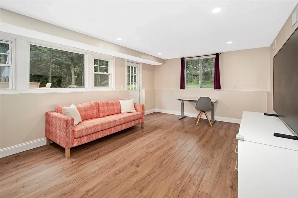 7 Cross Ridge Road Chappaqua NY 10514