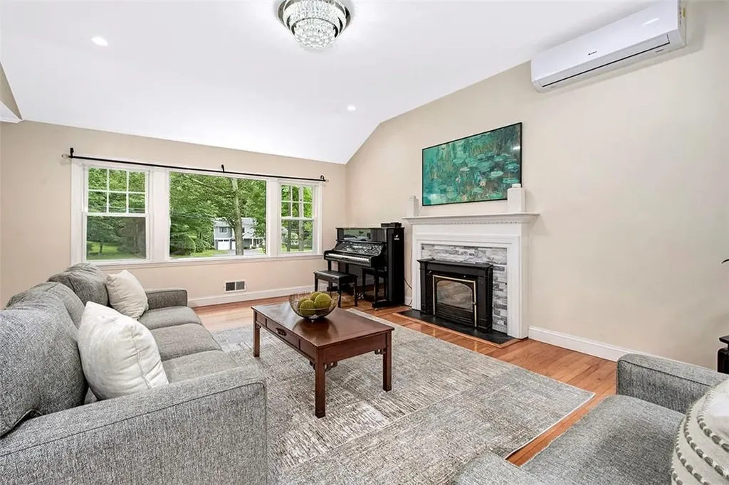 7 Cross Ridge Road Chappaqua NY 10514