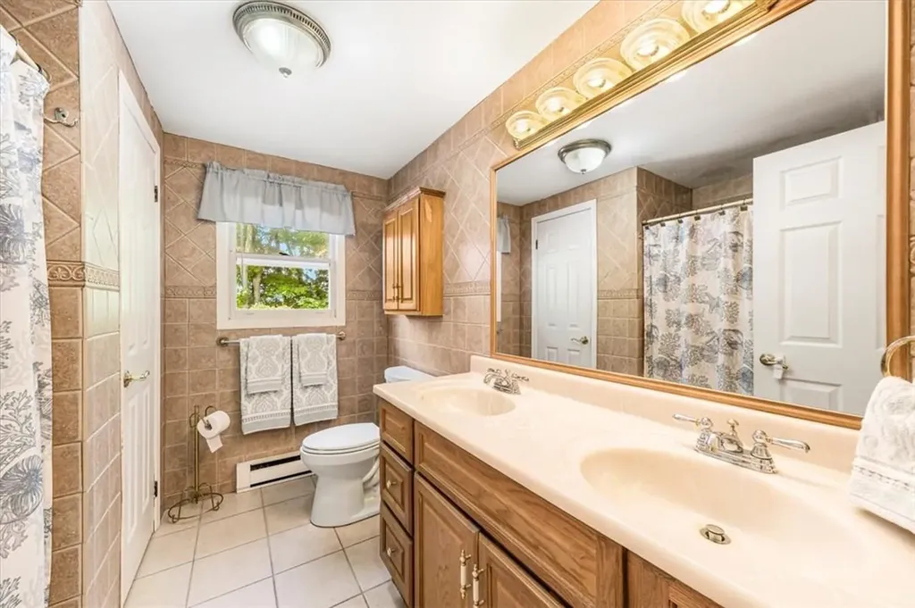 4 Lindy Drive Carmel NY 10512