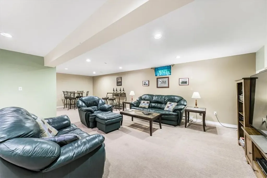 4 Lindy Drive Carmel NY 10512