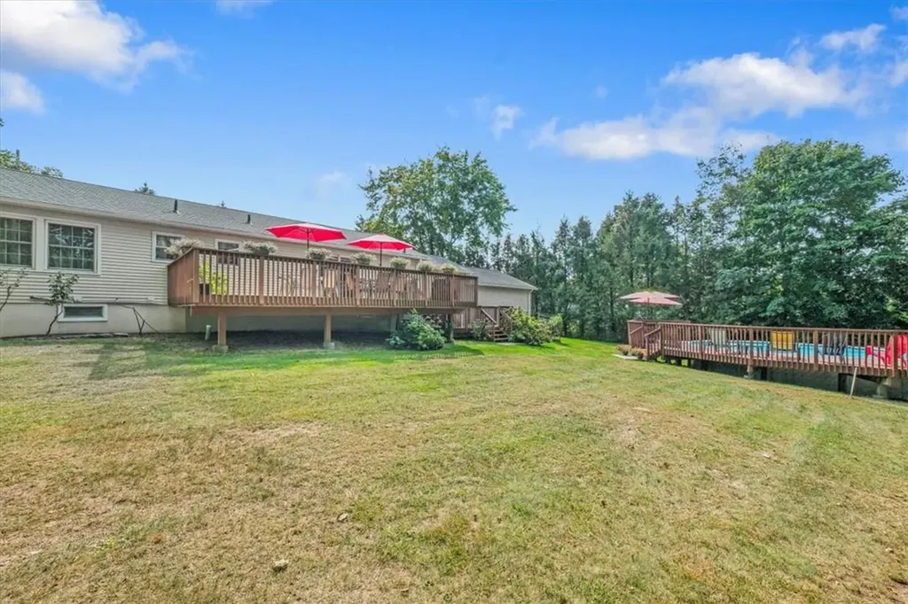 4 Lindy Drive Carmel NY 10512
