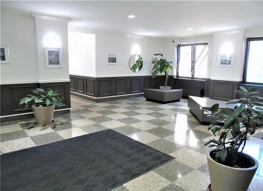 3840 Greystone Avenue Bronx NY 10463