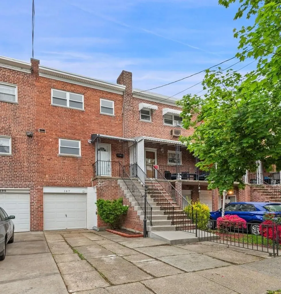197 Kearney Avenue Bronx NY 10465