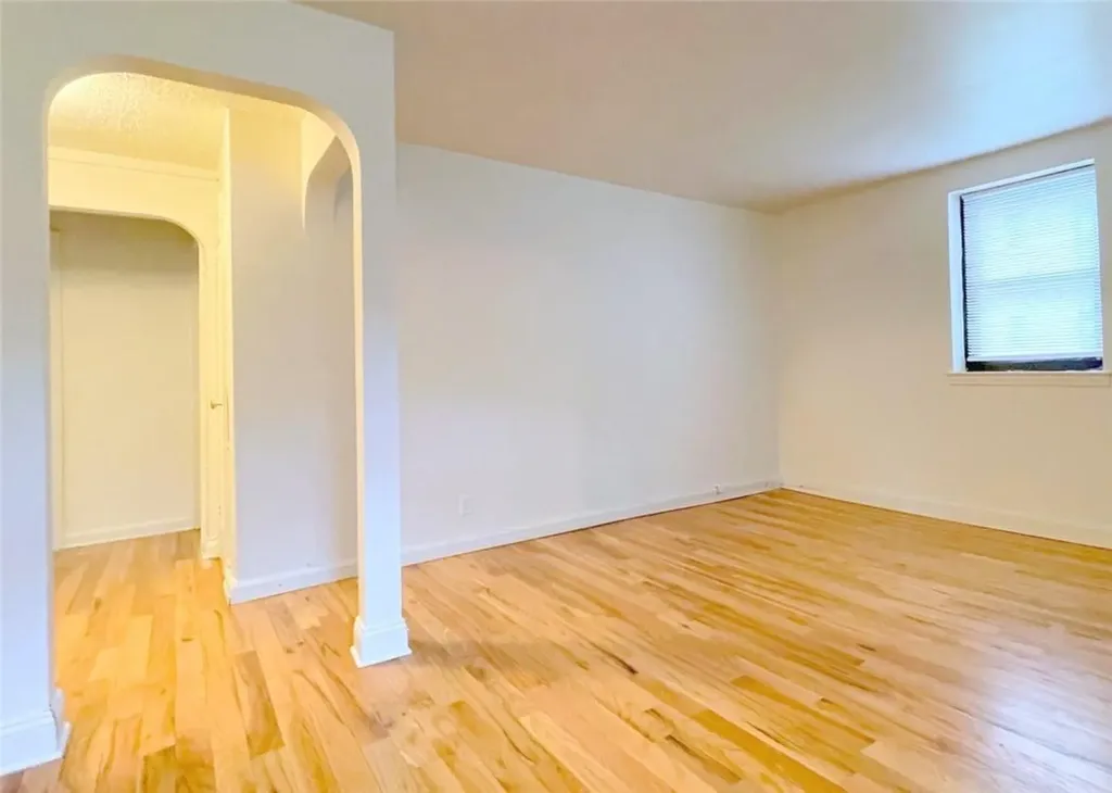 124 Richbell Road Mamaroneck NY 10543
