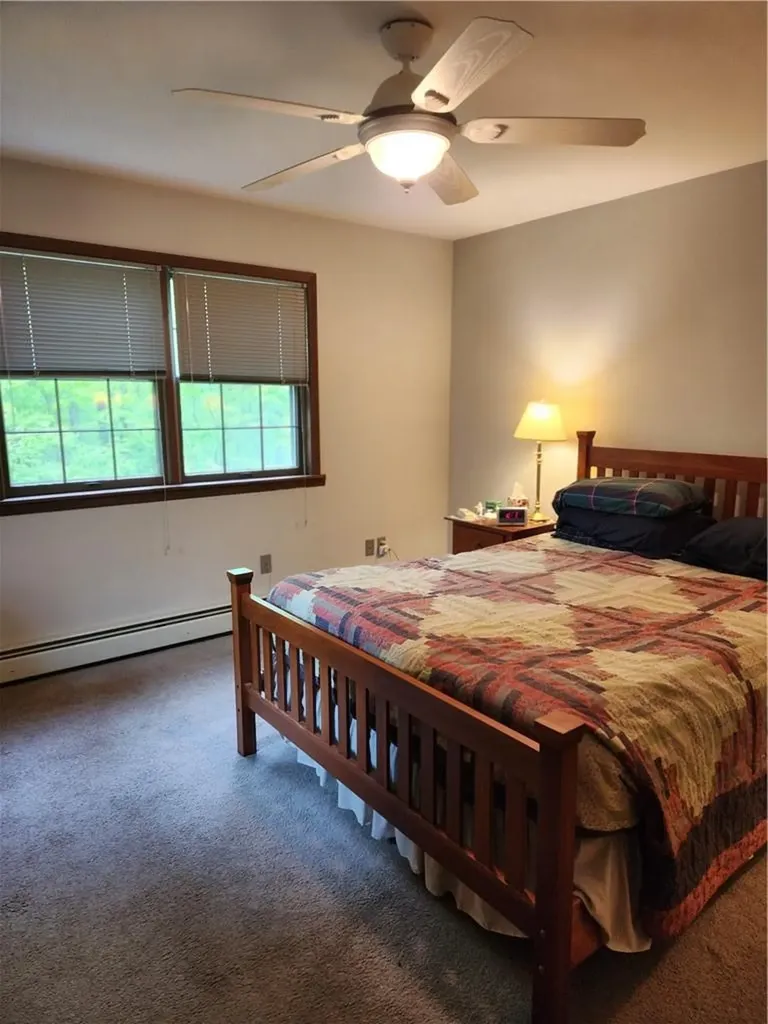 691 N Quaker Lane Hyde Park NY 12538