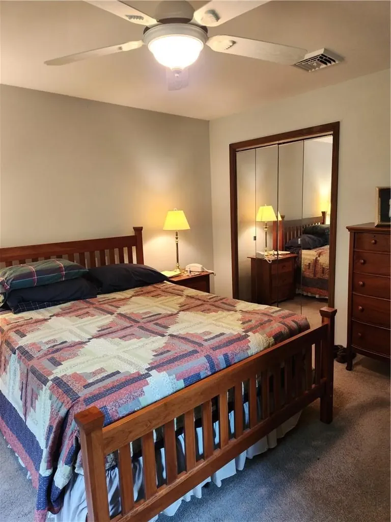 691 N Quaker Lane Hyde Park NY 12538