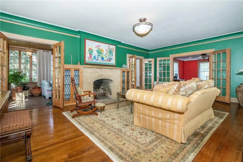 150 Hamilton Avenue New Rochelle NY 10801