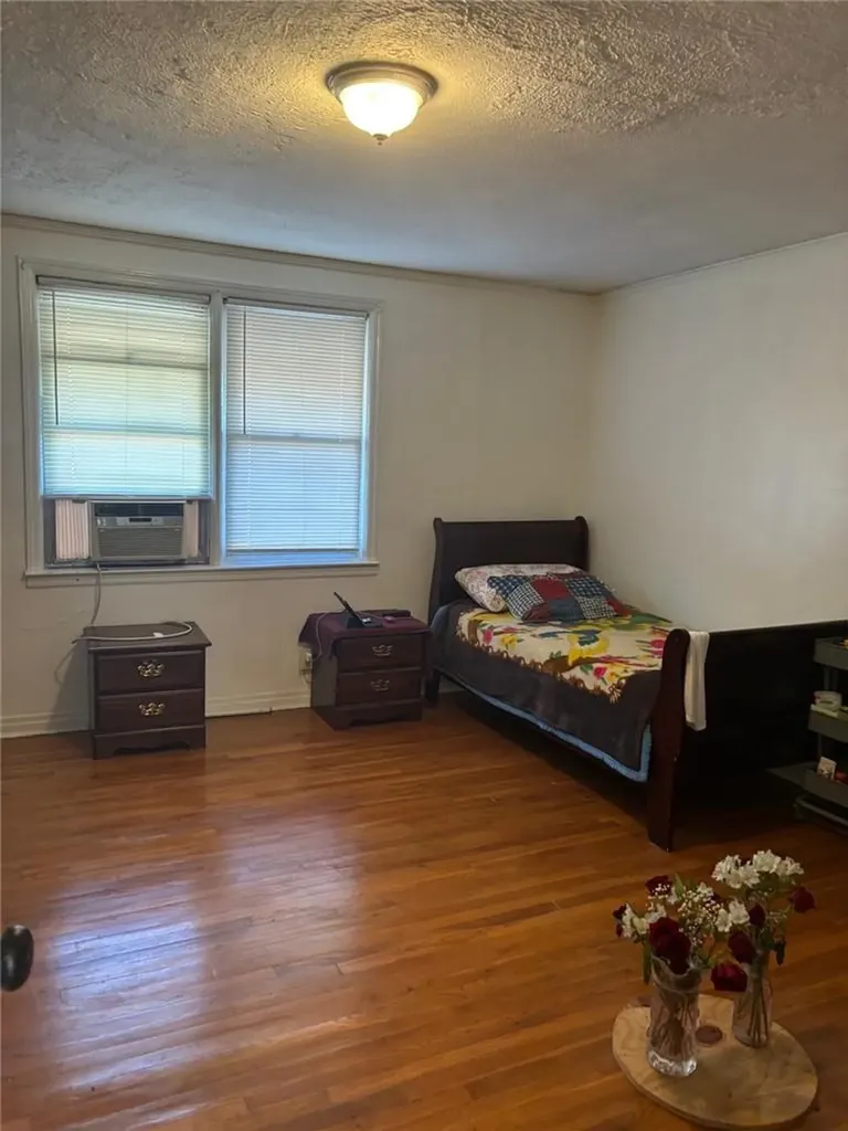 2899 Dewitt Place Bronx NY 10469