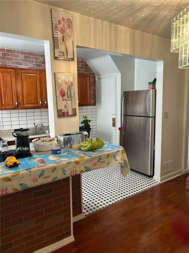 2899 Dewitt Place Bronx NY 10469