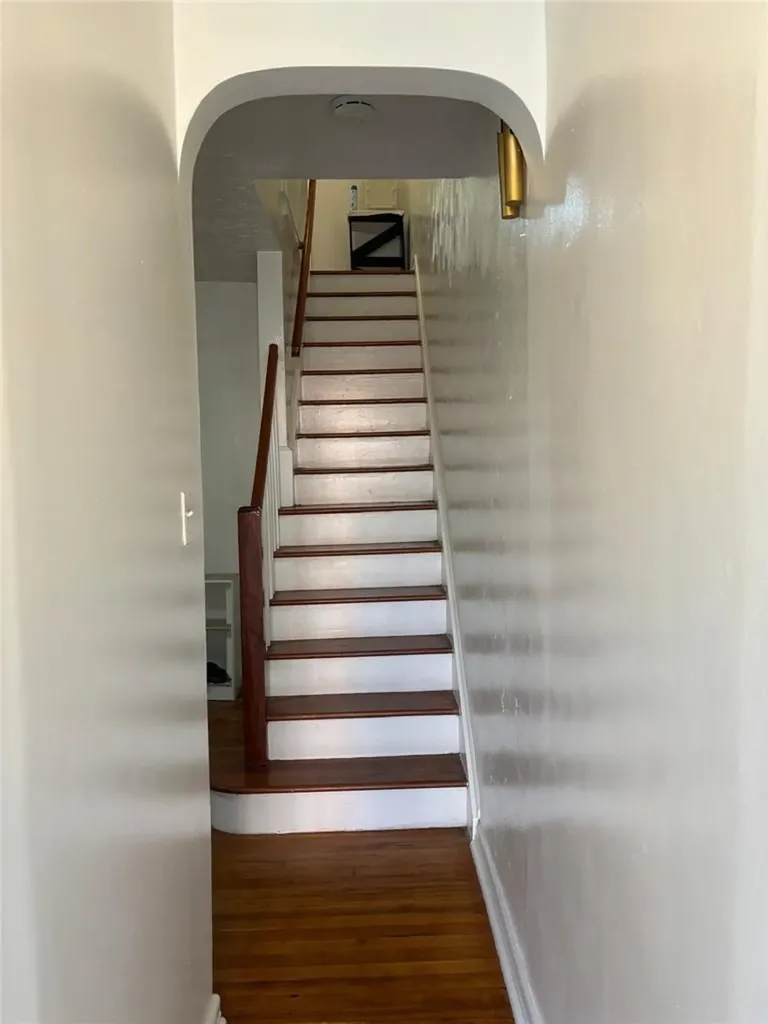 2899 Dewitt Place Bronx NY 10469