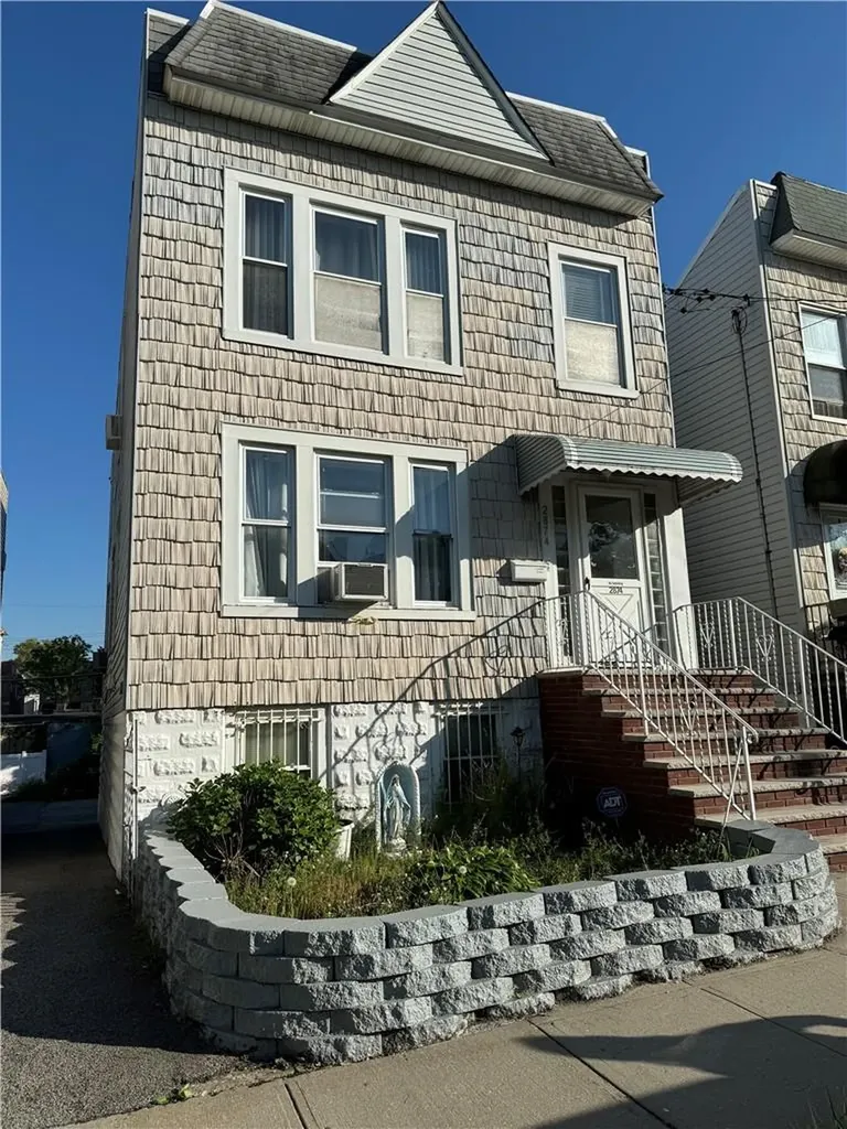 2874 Dudley Avenue Bronx NY 10461