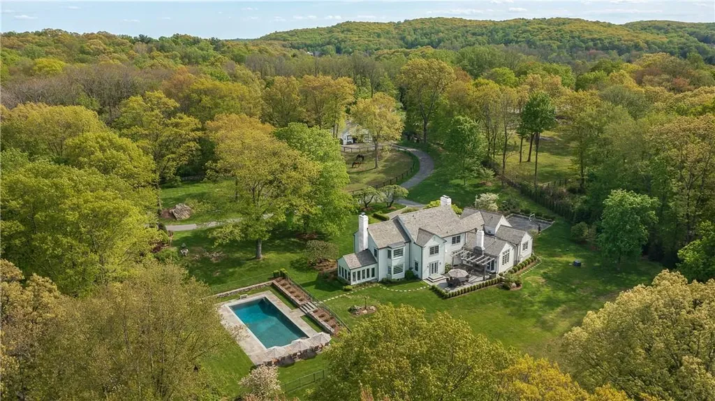 20 Hoyts Lane Bedford NY 10549