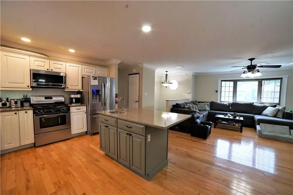 6 Newbury Street Monroe NY 10950
