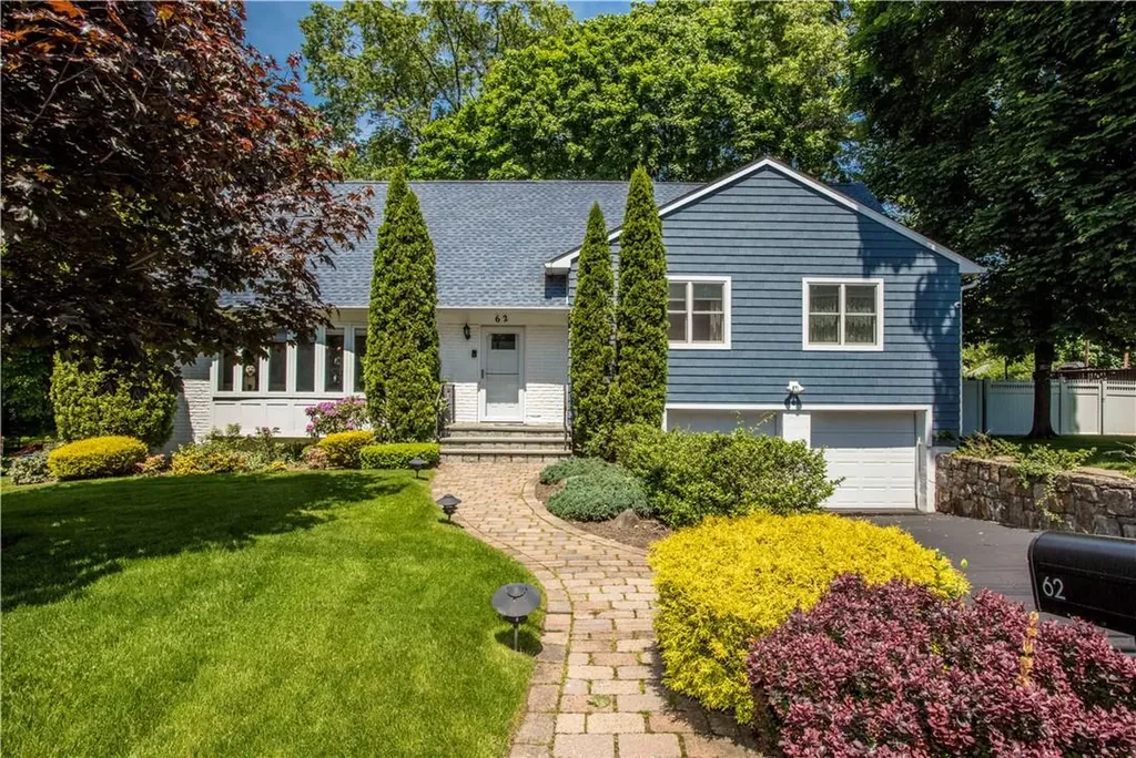 62 Donald Drive New Rochelle NY 10804