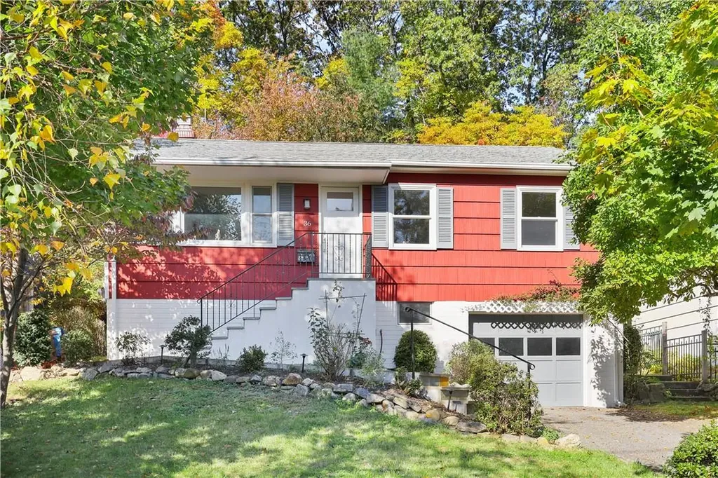 36 Sherwood Drive Larchmont NY 10538