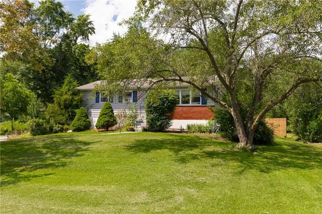 19 Dublin Lane Poughkeepsie NY 12603