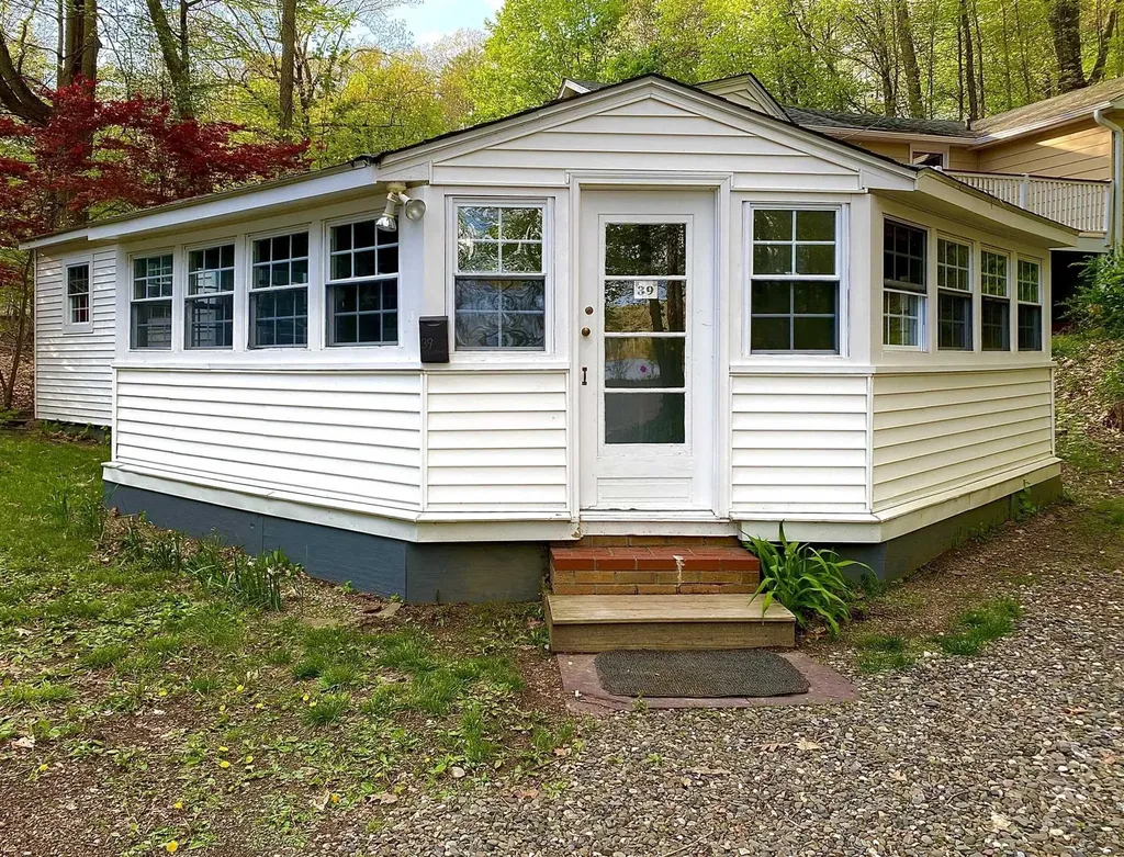 39 N Shore Drive Elizaville NY 12523