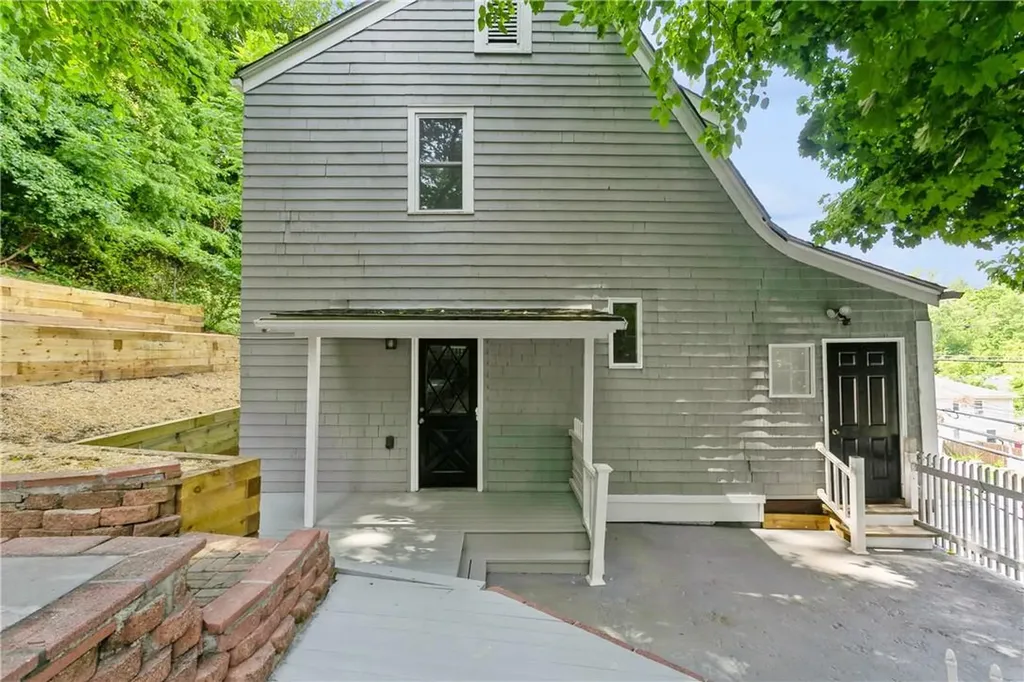 96 Dale Avenue Ossining NY 10562