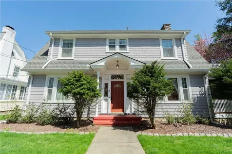 8 Loockerman Avenue Poughkeepsie NY 12601