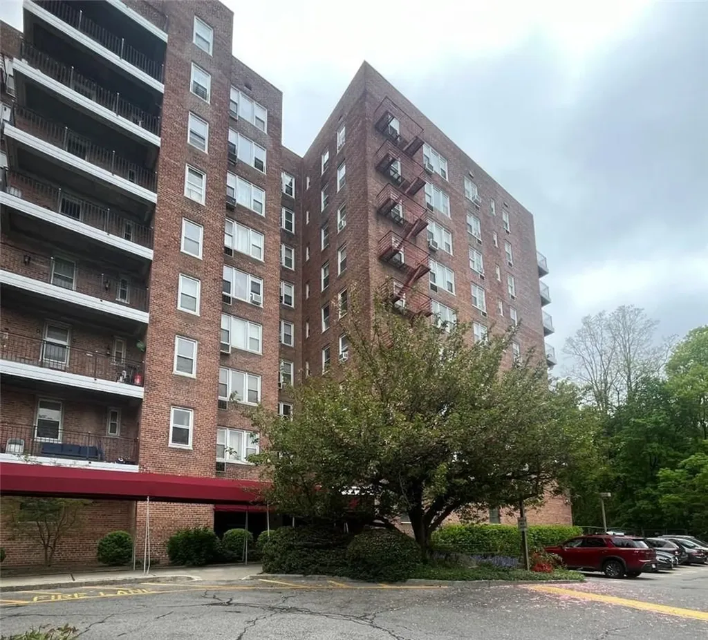 245 Rumsey Road Yonkers NY 10701