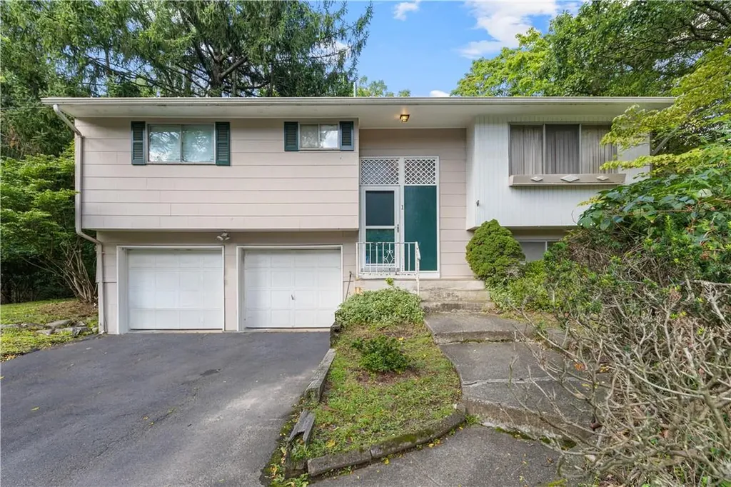 1 Madeline Terrace Spring Valley NY 10977
