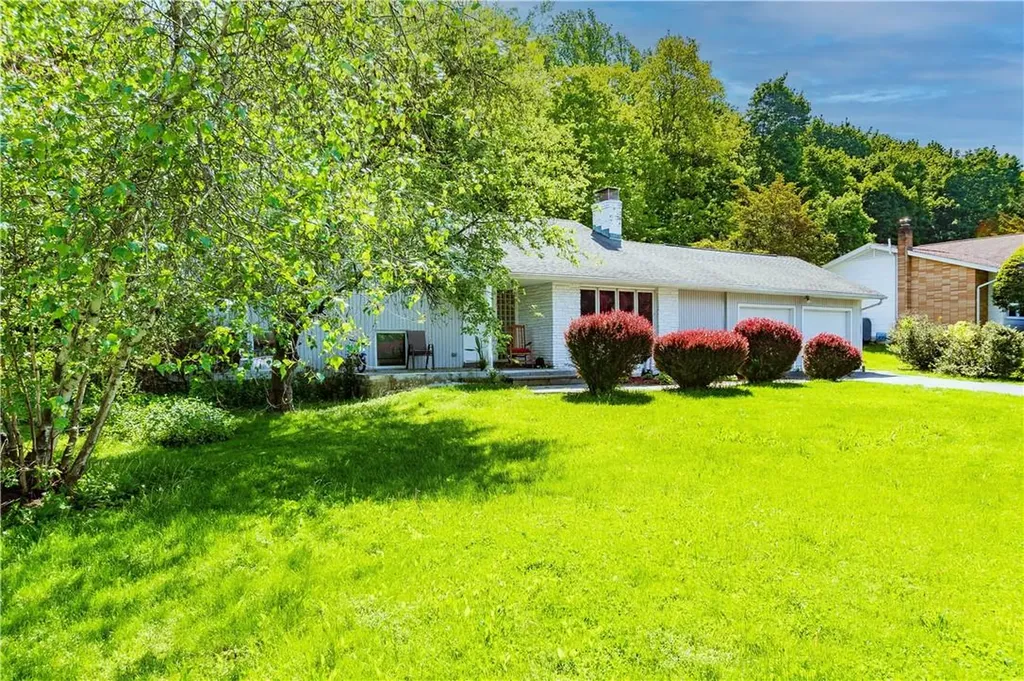 3 Old Farms Road Poughkeepsie NY 12603