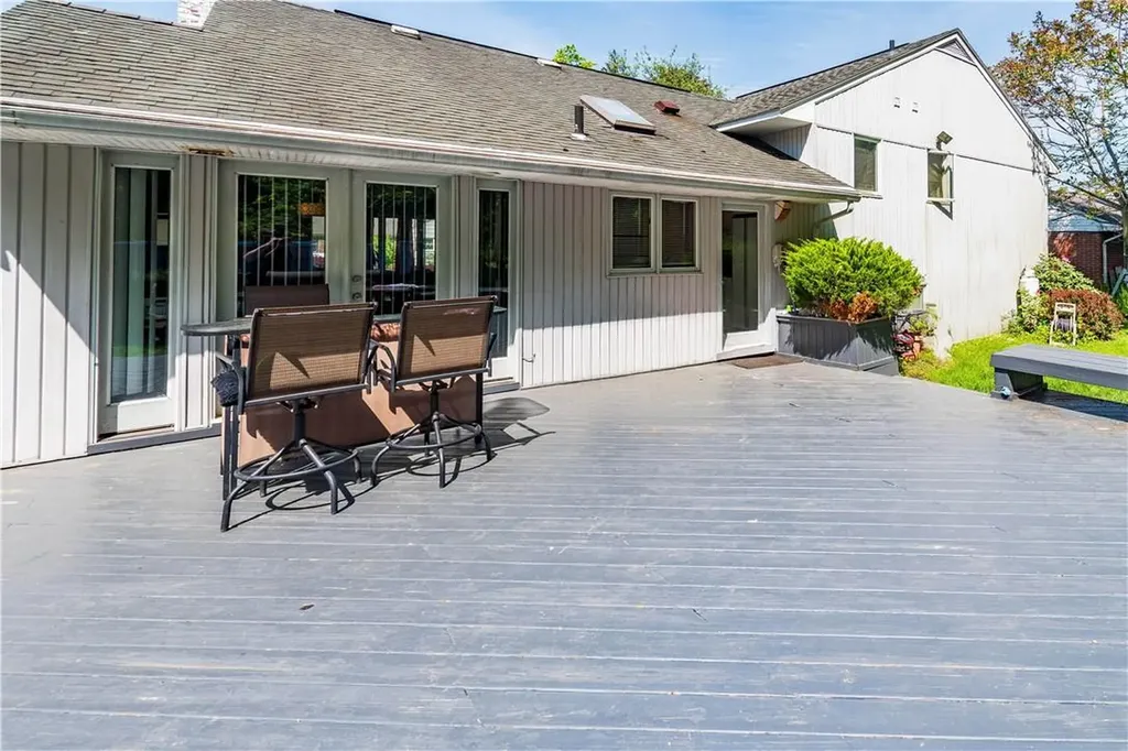 3 Old Farms Road Poughkeepsie NY 12603