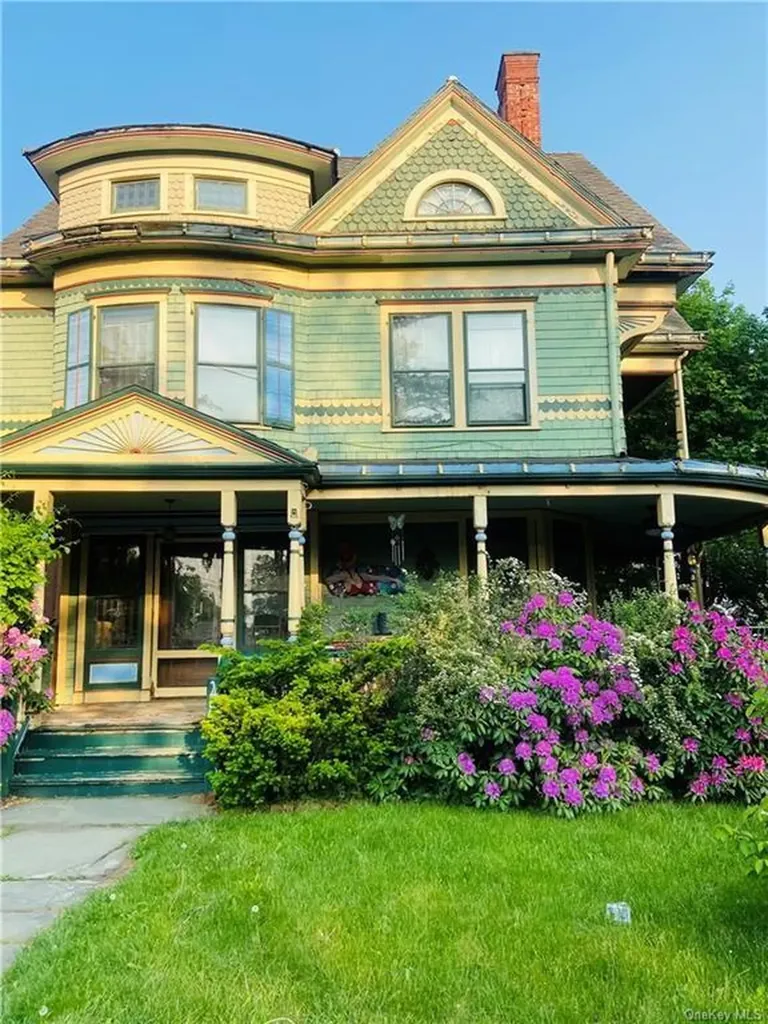 48 Highland Avenue Middletown NY 10940
