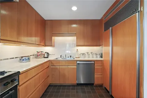 28 Heron Lake Road Bedford NY 10506