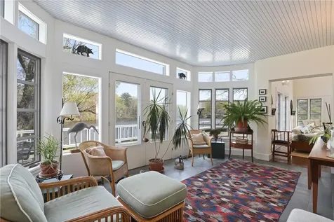 28 Heron Lake Road Bedford NY 10506