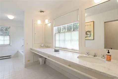 28 Heron Lake Road Bedford NY 10506