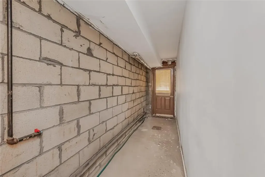 1062 Pugsley Avenue Bronx NY 10472