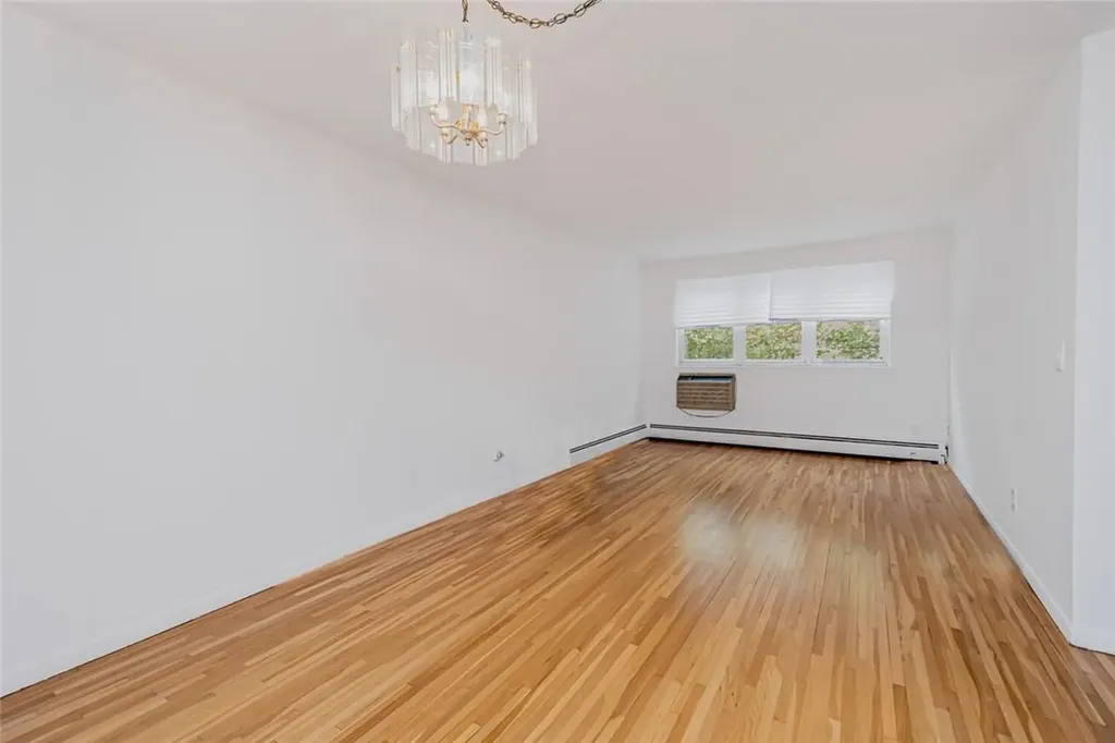 1062 Pugsley Avenue Bronx NY 10472