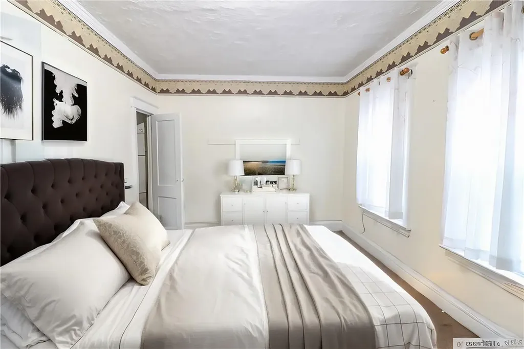 1643 Lurting Avenue Bronx NY 10461