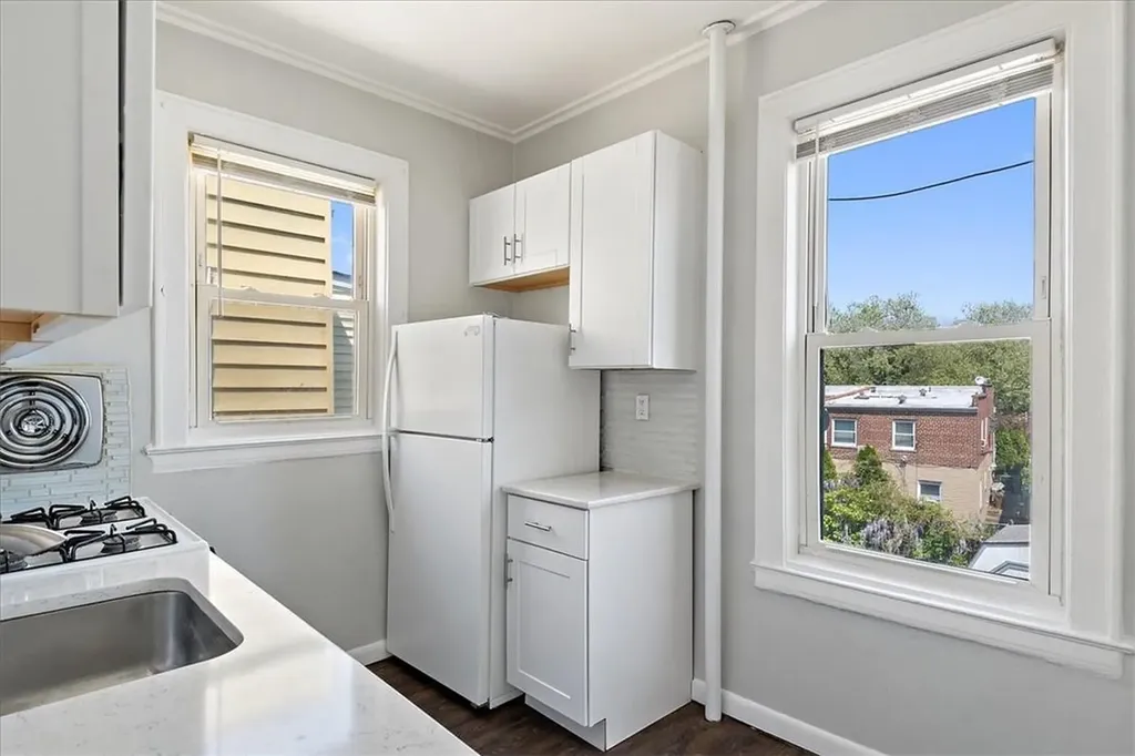 288 Hollywood Avenue Bronx NY 10465