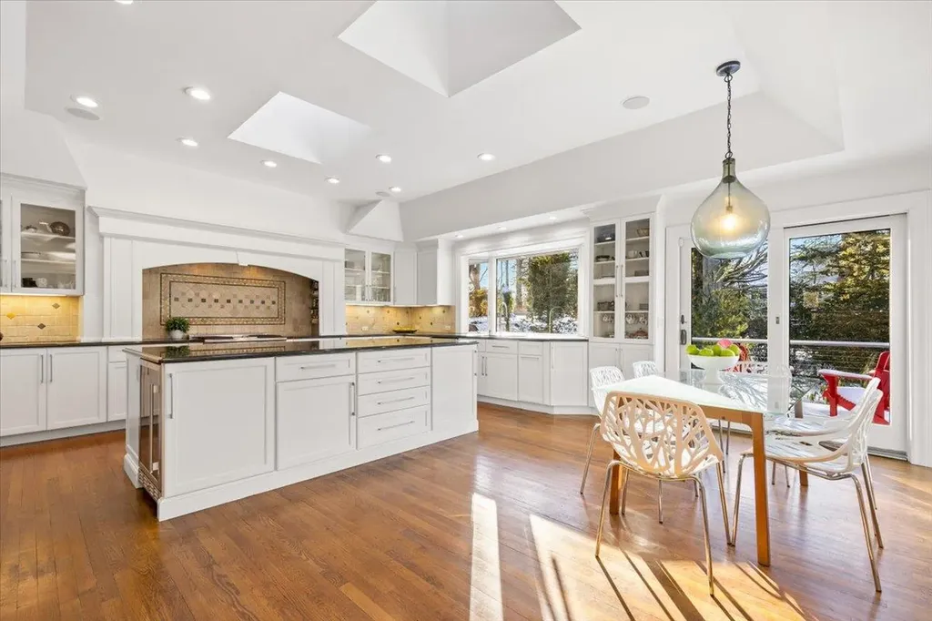 2 Puritan Road Rye NY 10580