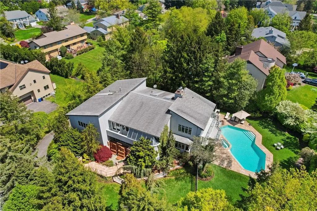 3 Gatehouse Road Scarsdale NY 10583