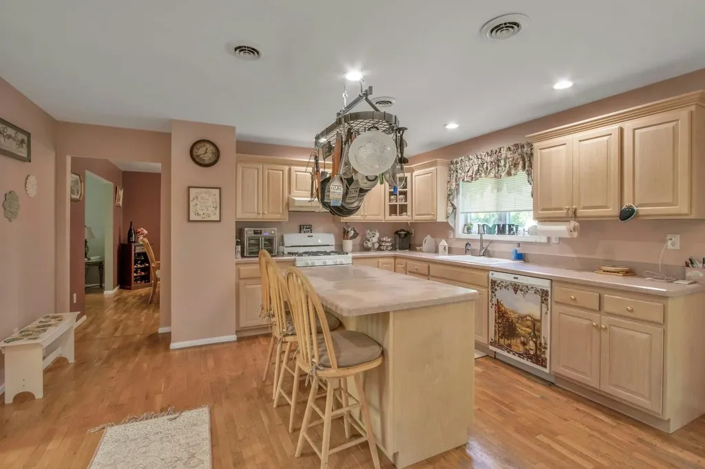 17 Viohl Way Garnerville NY 10923