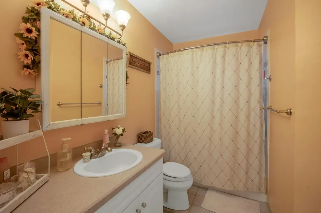 17 Viohl Way Garnerville NY 10923