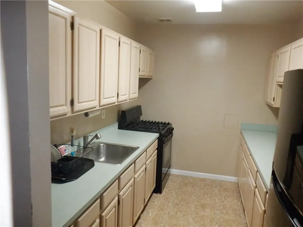811 E 168th Street Bronx NY 10459